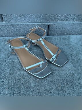 Aeyde Ella Thong Laminated Silver Leather Size US 6.5